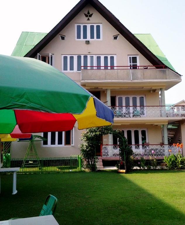 Ikraam Inn Bed & Breakfast Σριναγκάρ Εξωτερικό φωτογραφία